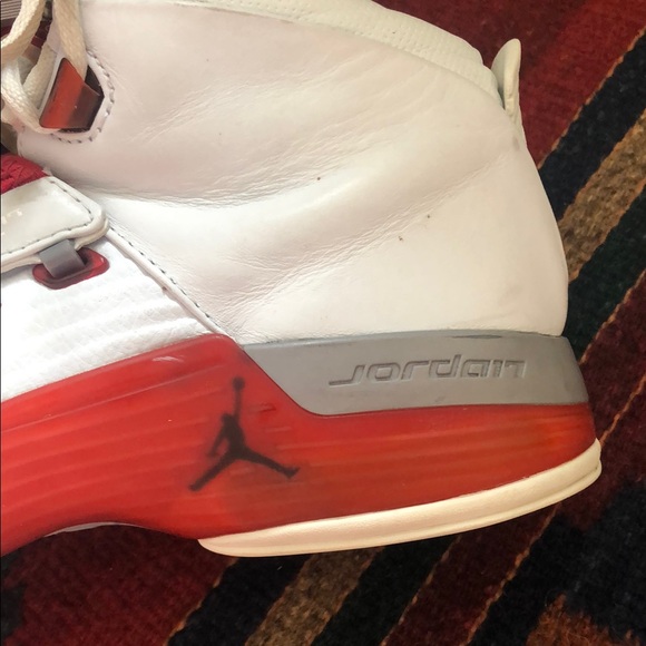 Jordan Athletic Shoes White and Red - Picture 4 of 15